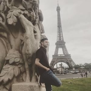 Meet your Posher, Ernesto